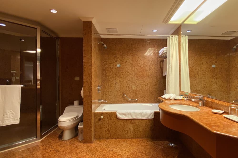 Photo of Bathroom in Taoyuan District