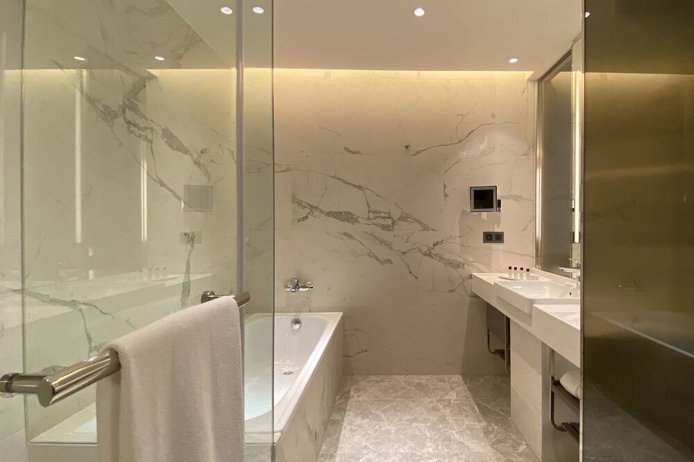 Photo of Bathroom in Taoyuan District
