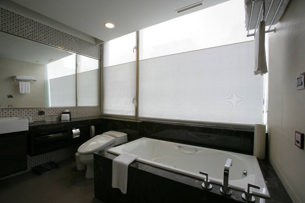 Photo of Bathroom in Daan