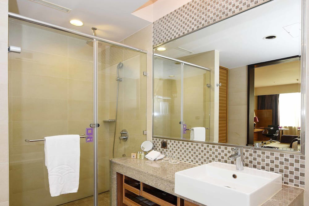 Photo of Bathroom in Daan