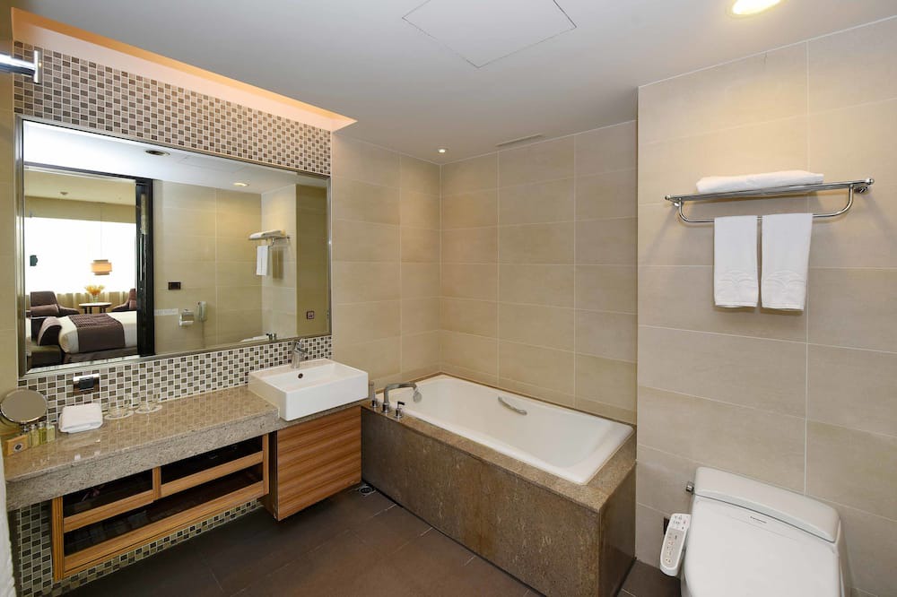 Photo of Bathroom in Daan