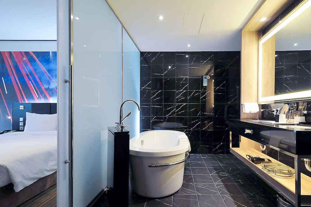 Photo of Bathroom in Dayuan District