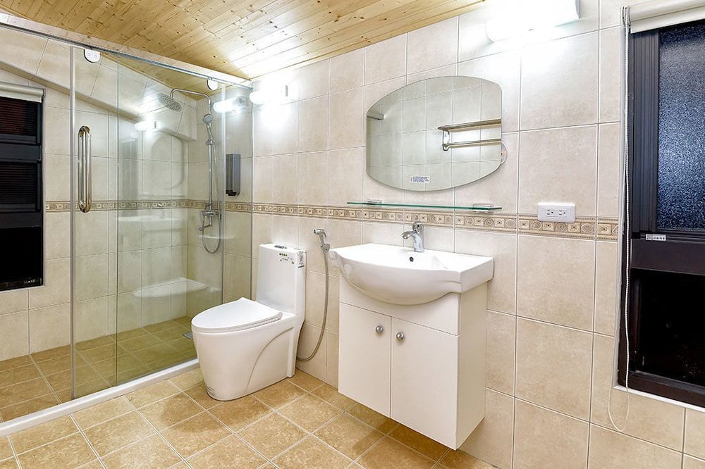 Photo of Bathroom in Luye