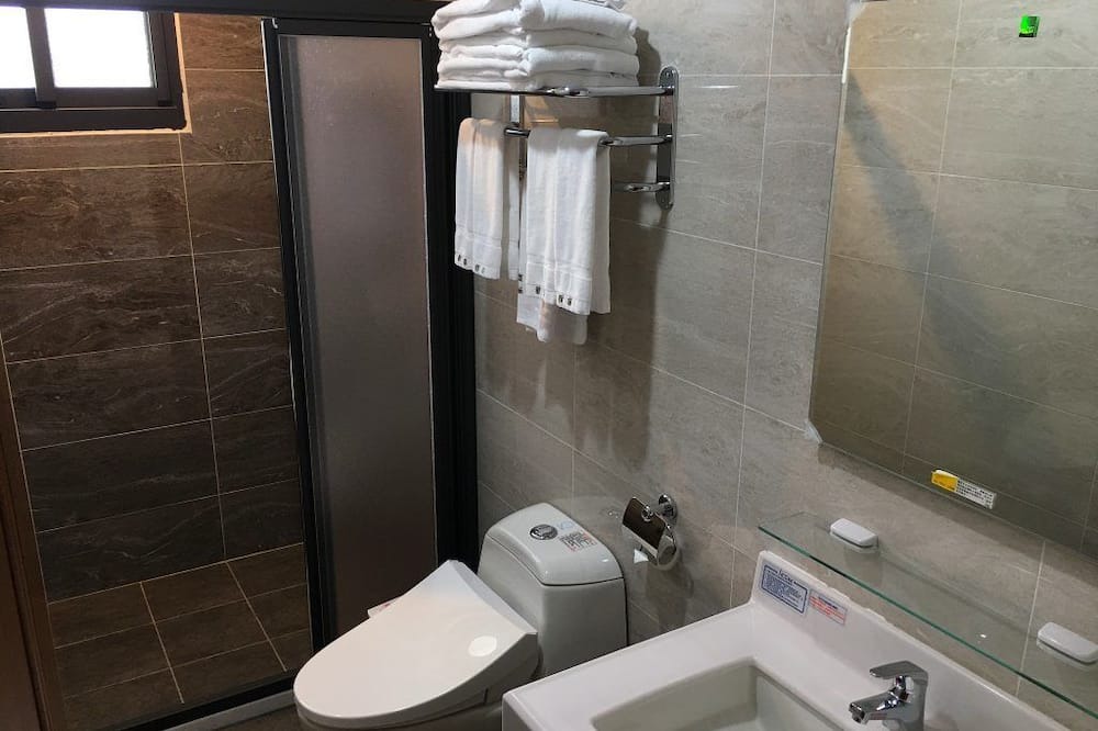 Photo of Bathroom in Puli