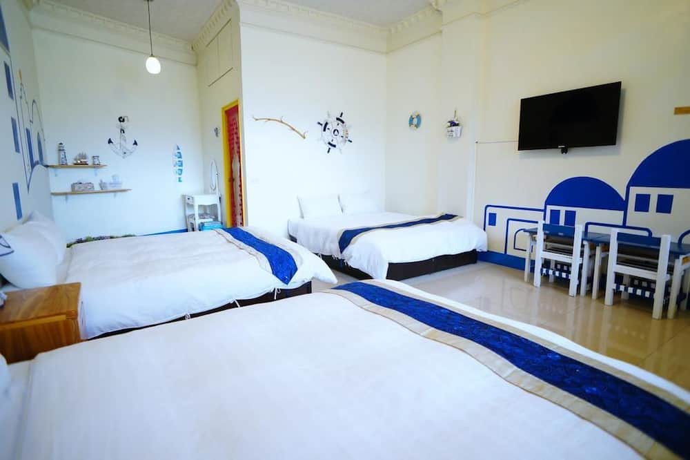 Photo of Bedroom in Rueili Village