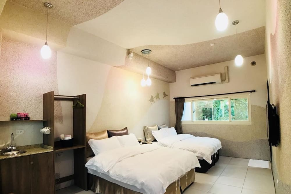 Photo of Bedroom in Lugu