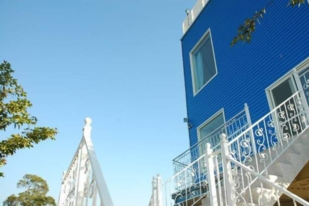 Photo of Outdoor in Xinshe