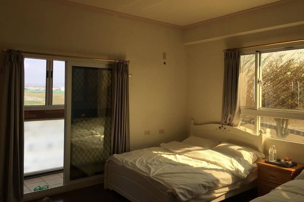 Photo of Bedroom in Houli