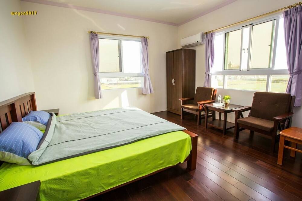 Photo of Bedroom in Houli