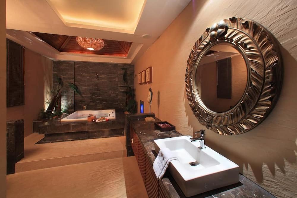 Photo of Bathroom in Dali