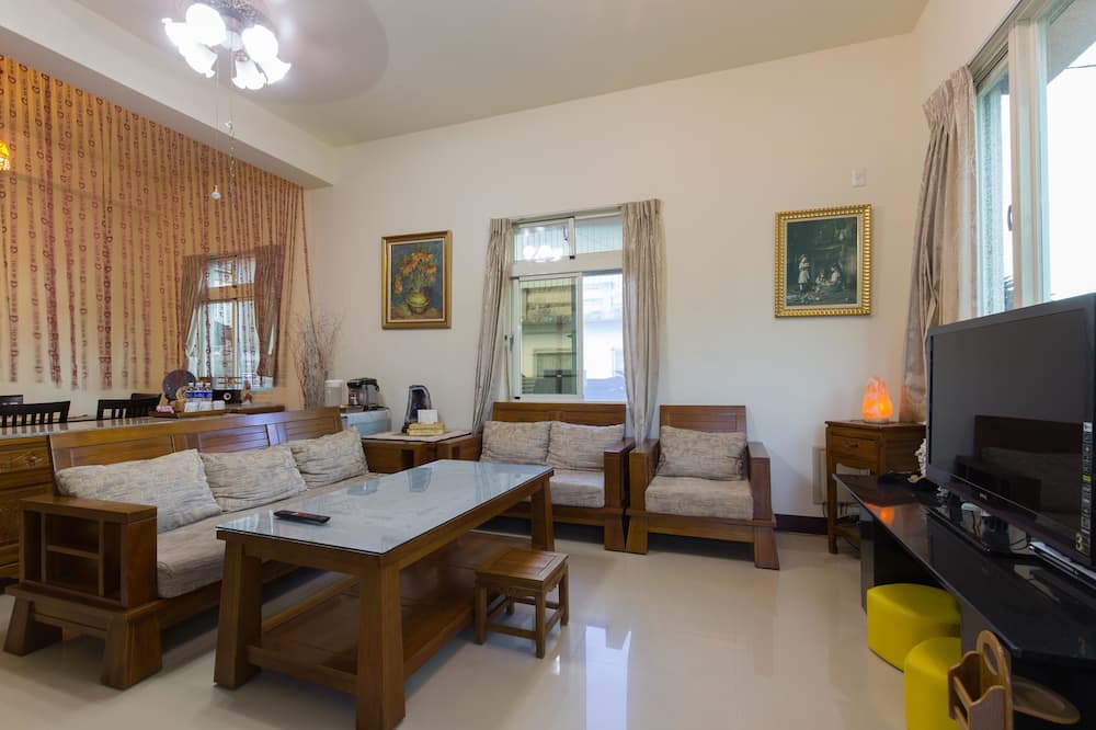Photo of Livingroom in Shoufeng