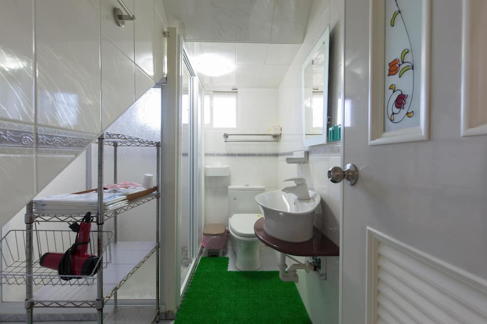 Photo of Bathroom in Shoufeng