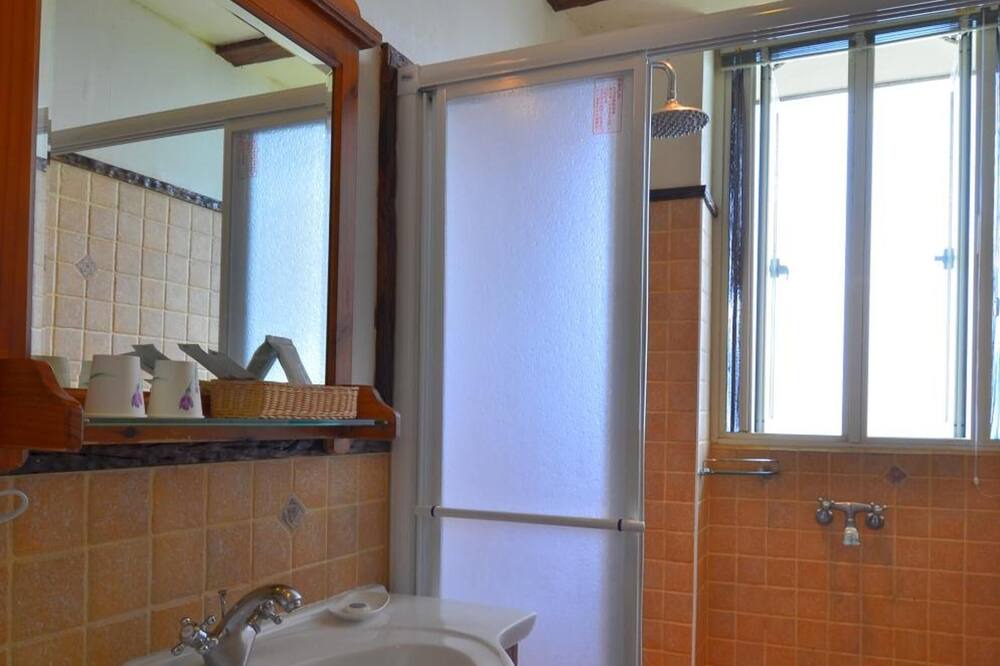 Photo of Bathroom in Ren'ai