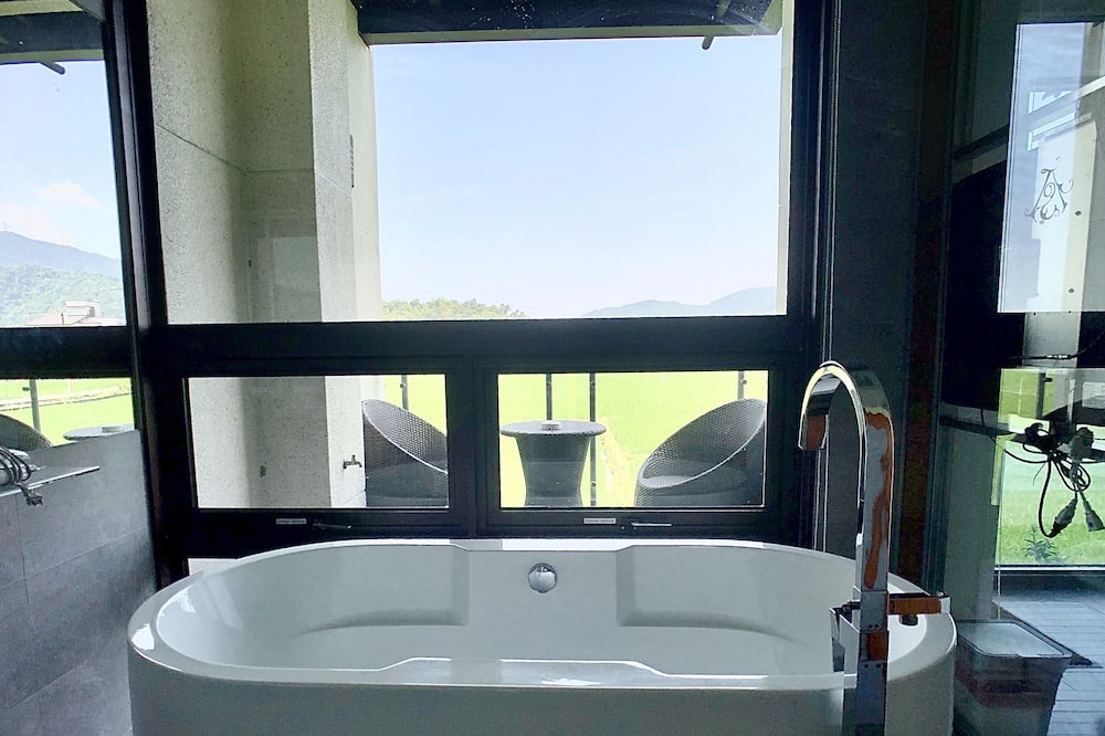 Photo of Bathroom in Dongshan