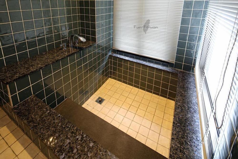 Photo of Bathroom in Dongshan