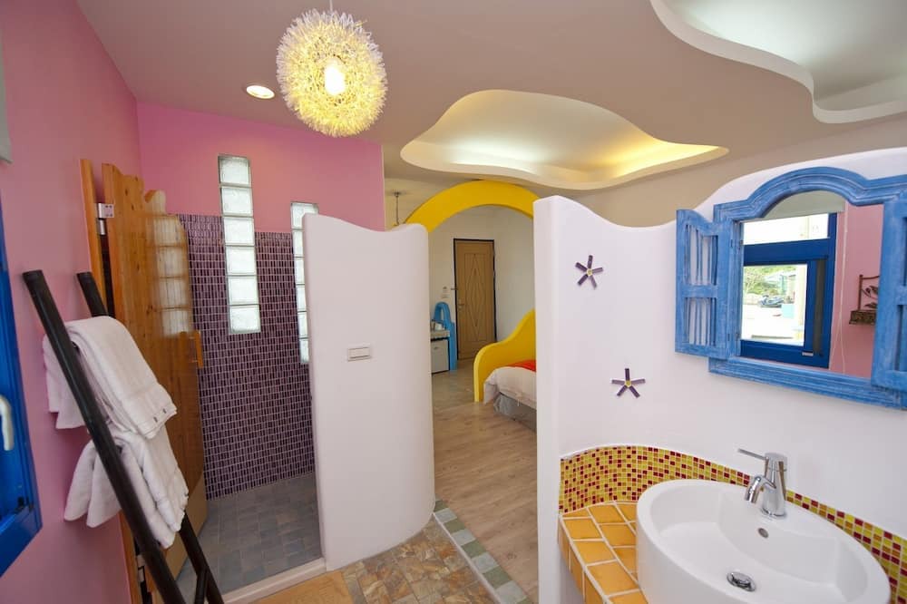 Photo of Bathroom in Sail Rock Beach