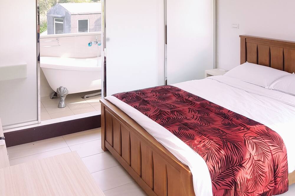 Photo of Bathroom in Touwu