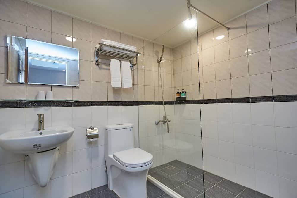 Photo of Bathroom in Cianjin District