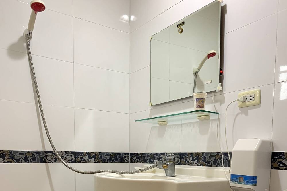 Photo of Bathroom in Lugu