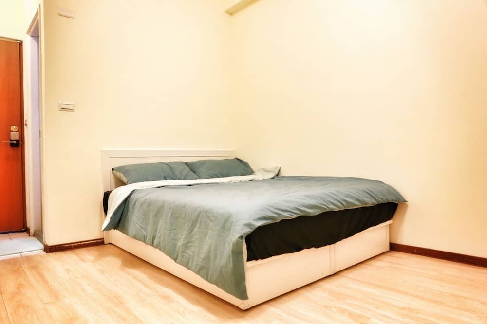 Photo of Bedroom in West District