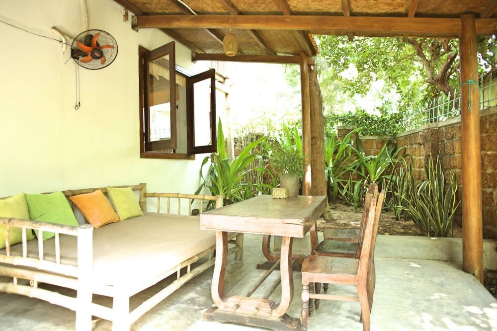 Photo of Patio Balcony in Cam An