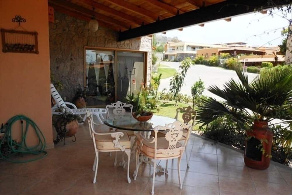 Photo of Outdoor in San Antonio Tlayacapan