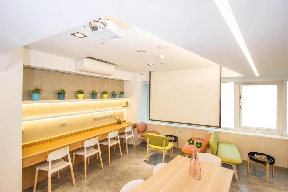 Photo of Livingroom in Ren'ai District