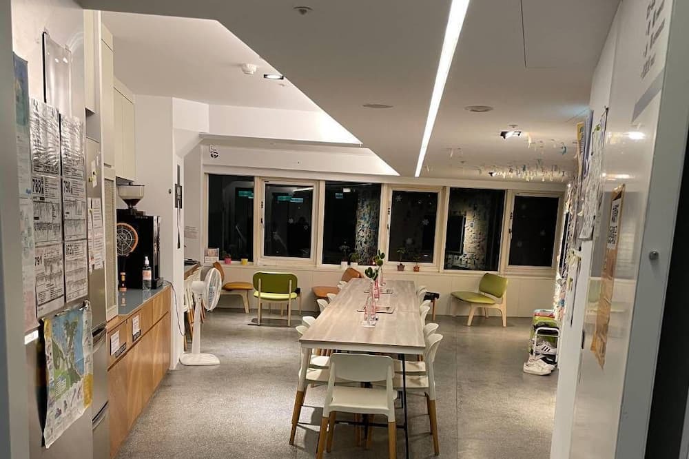 Photo of Livingroom in Ren'ai District