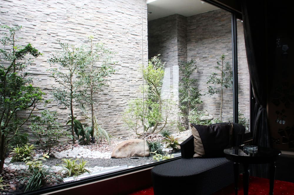 Photo of Bedroom in Hunei District