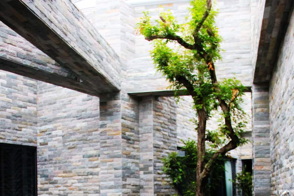 Photo of Bathroom in Hunei District