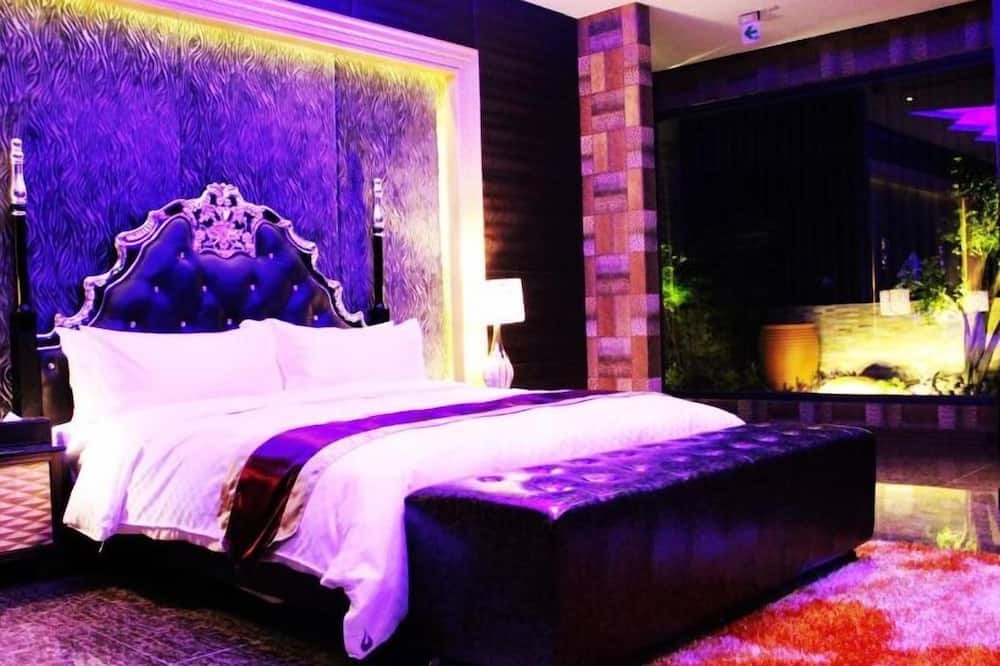 Photo of Bedroom in Hunei District