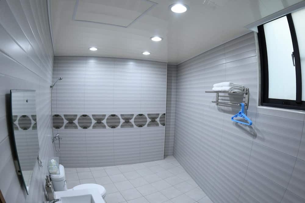 Photo of Bathroom in Lyudao