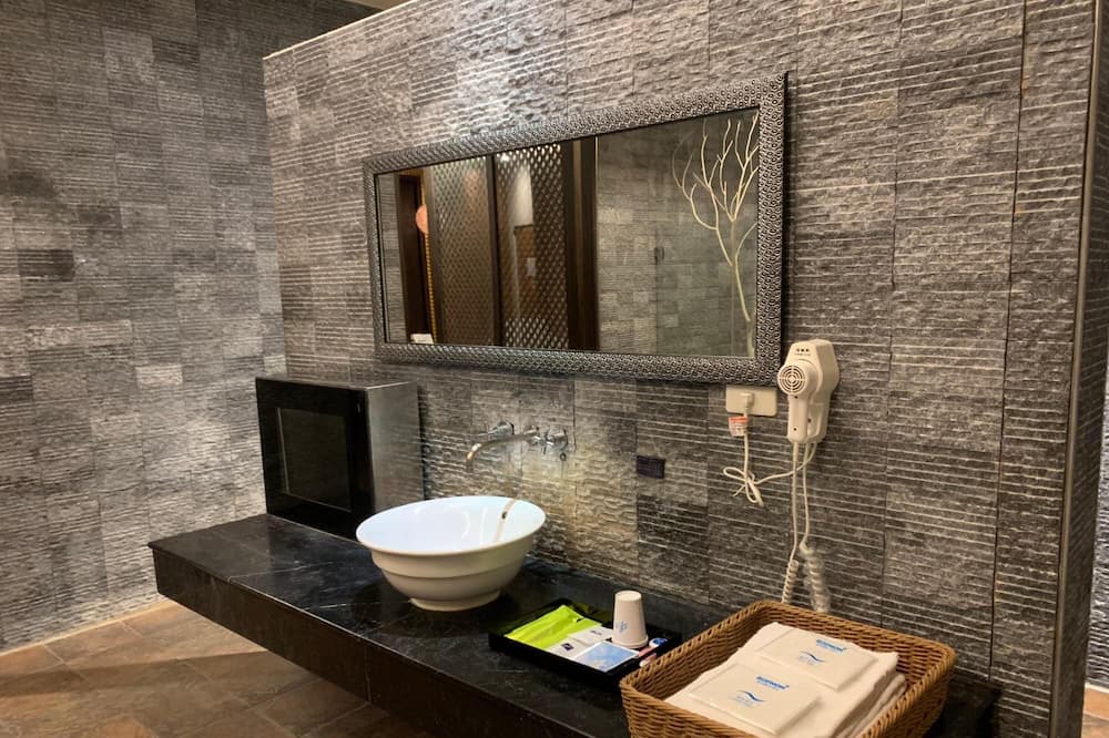 Photo of Bathroom in Douliou