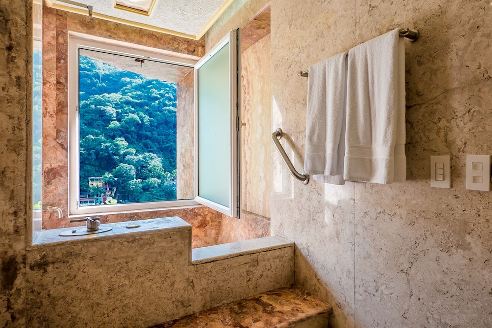 Photo of Bathroom in Boca de Tomatlan