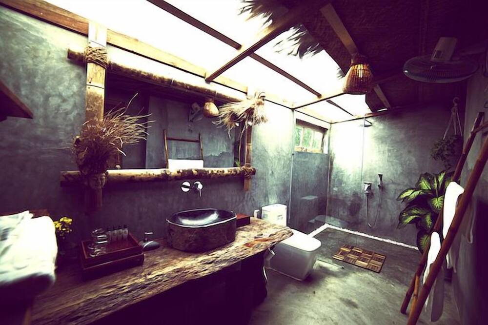 Photo of Bathroom in Cam An