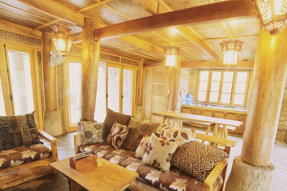 Photo of Livingroom in Cam An