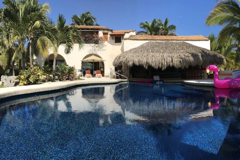 Photo of Outdoor in Barra de Potosi