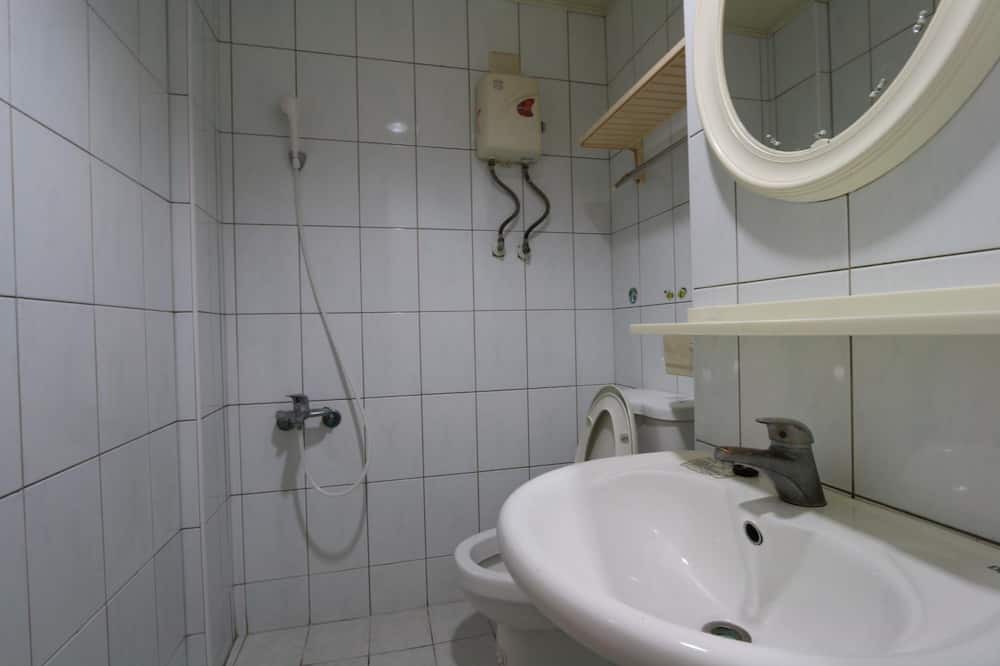 Photo of Bathroom in Xitun District