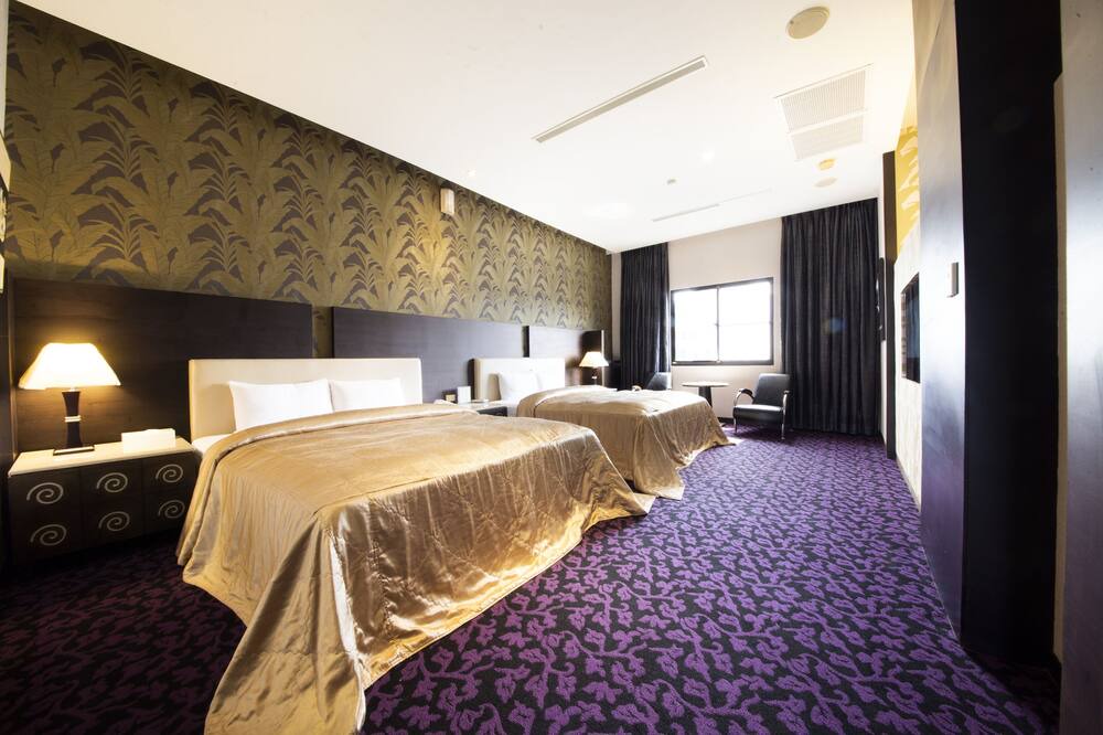 Photo of Bedroom in East District