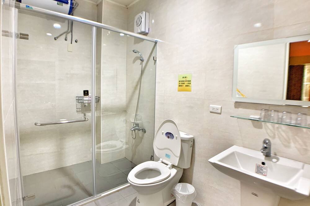 Photo of Bathroom in Puli