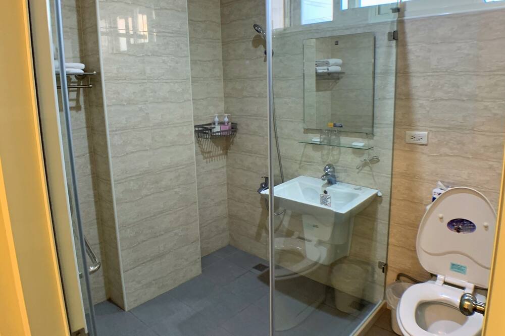 Photo of Bathroom in Puli