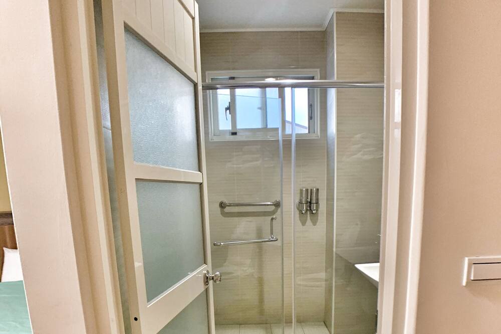 Photo of Bathroom in Puli