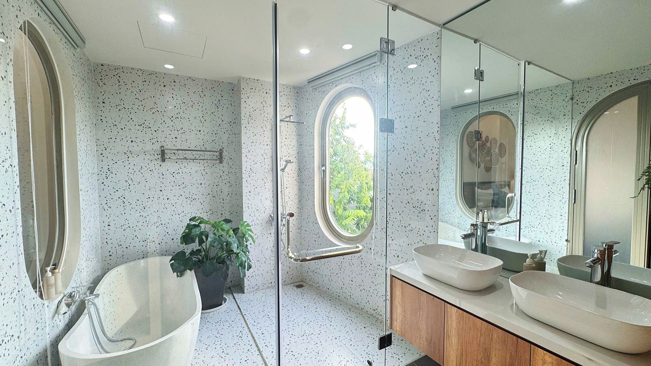 Photo of Bathroom in Thanh Ha
