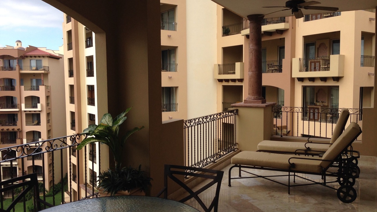 Photo of Patio Balcony in Flamingos