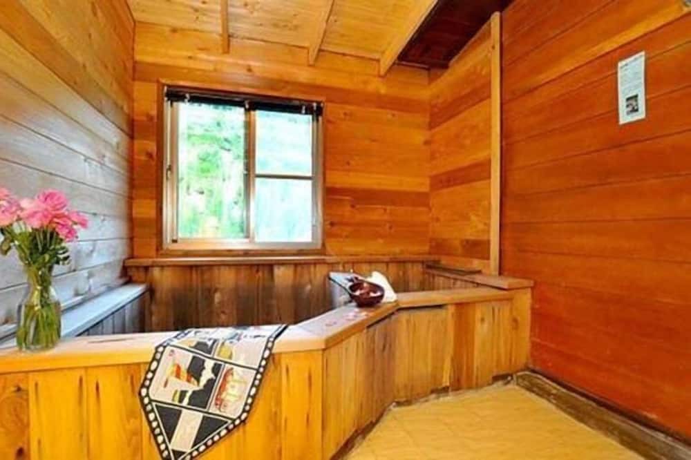 Photo of Bathroom in Yuli