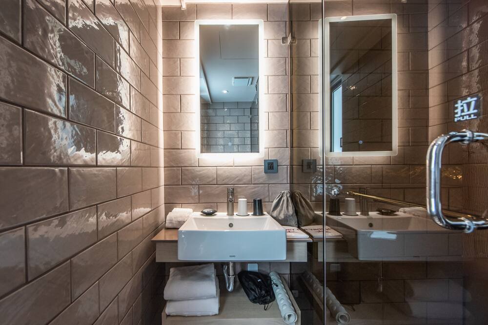 Photo of Bathroom in Beitun District