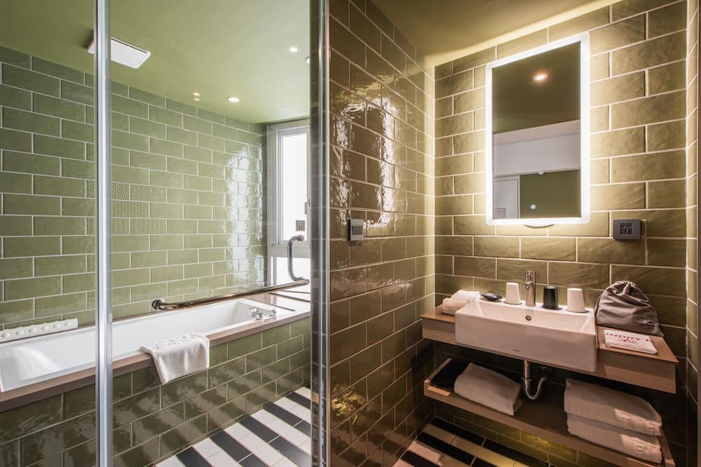 Photo of Bathroom in Beitun District