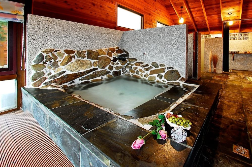Photo of Bathroom in Puli