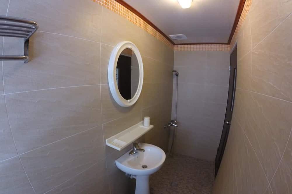 Photo of Bathroom in Donghe