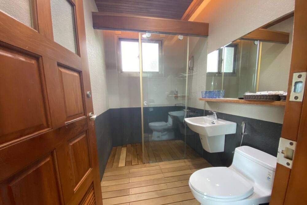 Photo of Bathroom in East District